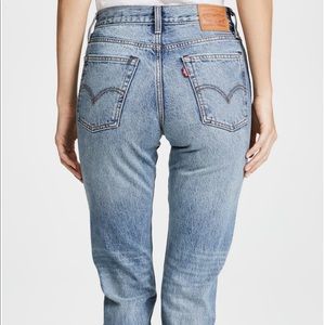Levi’s Wedgie Icon Jeans in Foothill wash